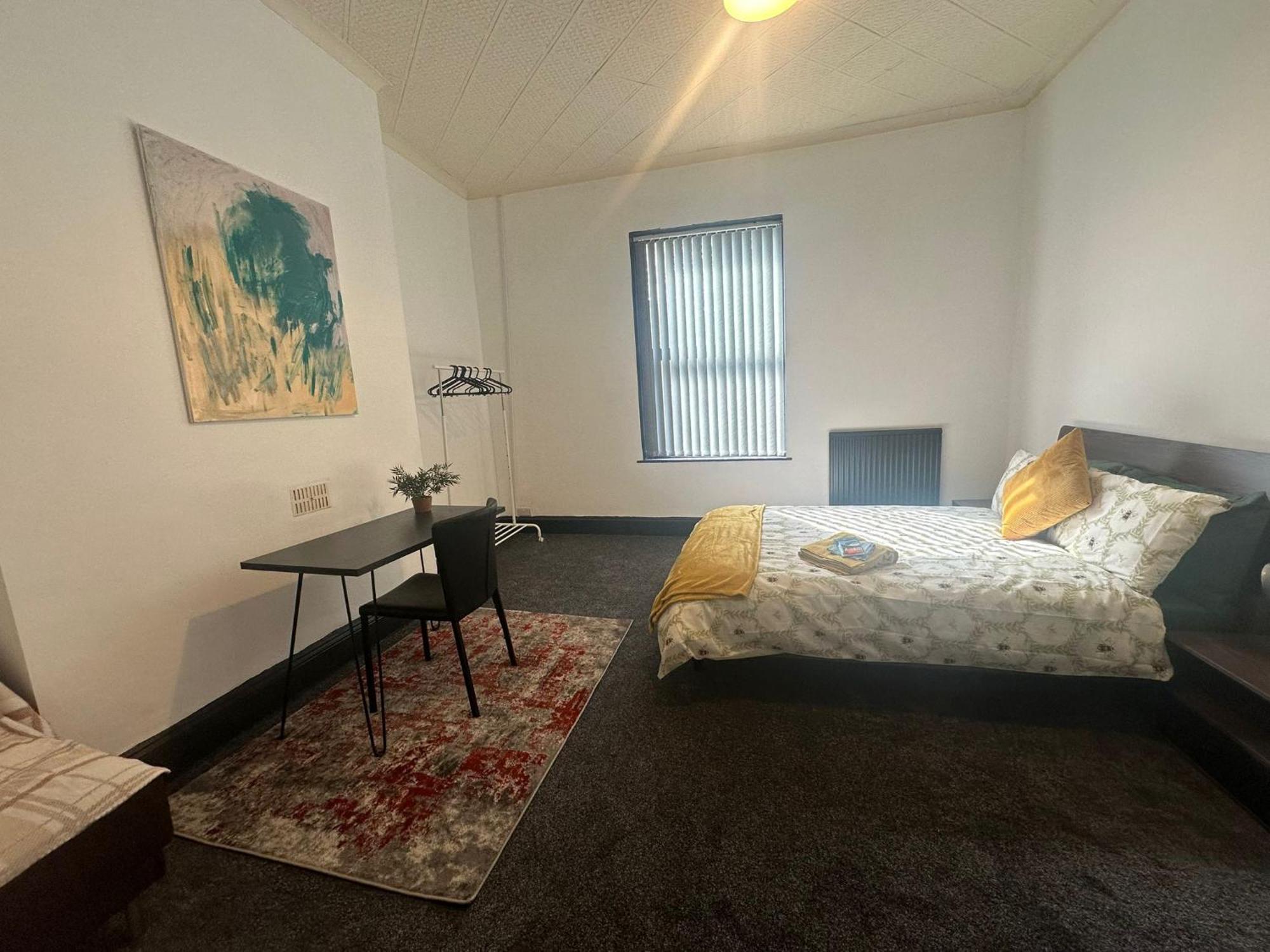 Large Spacious En-suite Plab Recommended