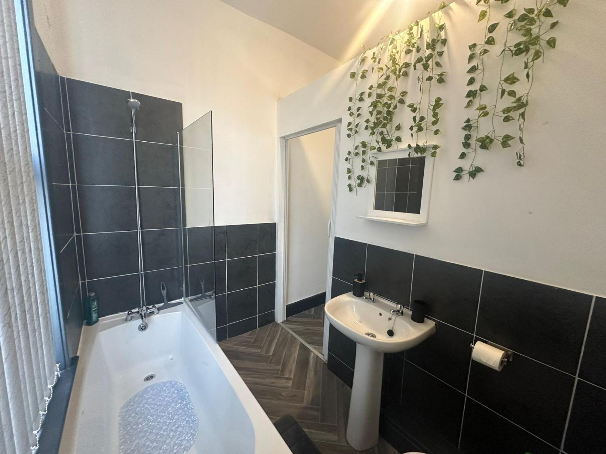 Large Spacious En-suite Plab Recommended Apartment Manchester