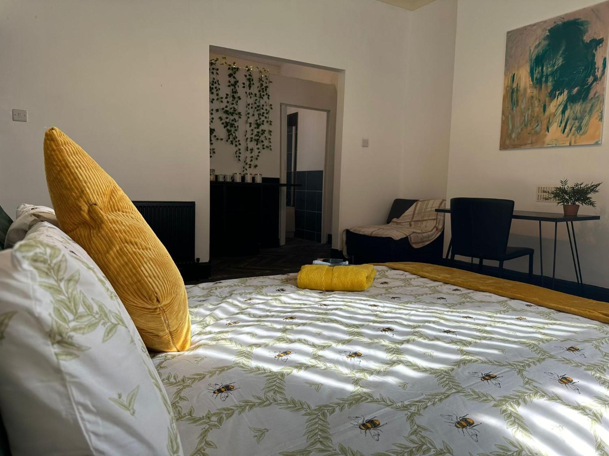 Apartment Large Spacious En-suite Plab Recommended